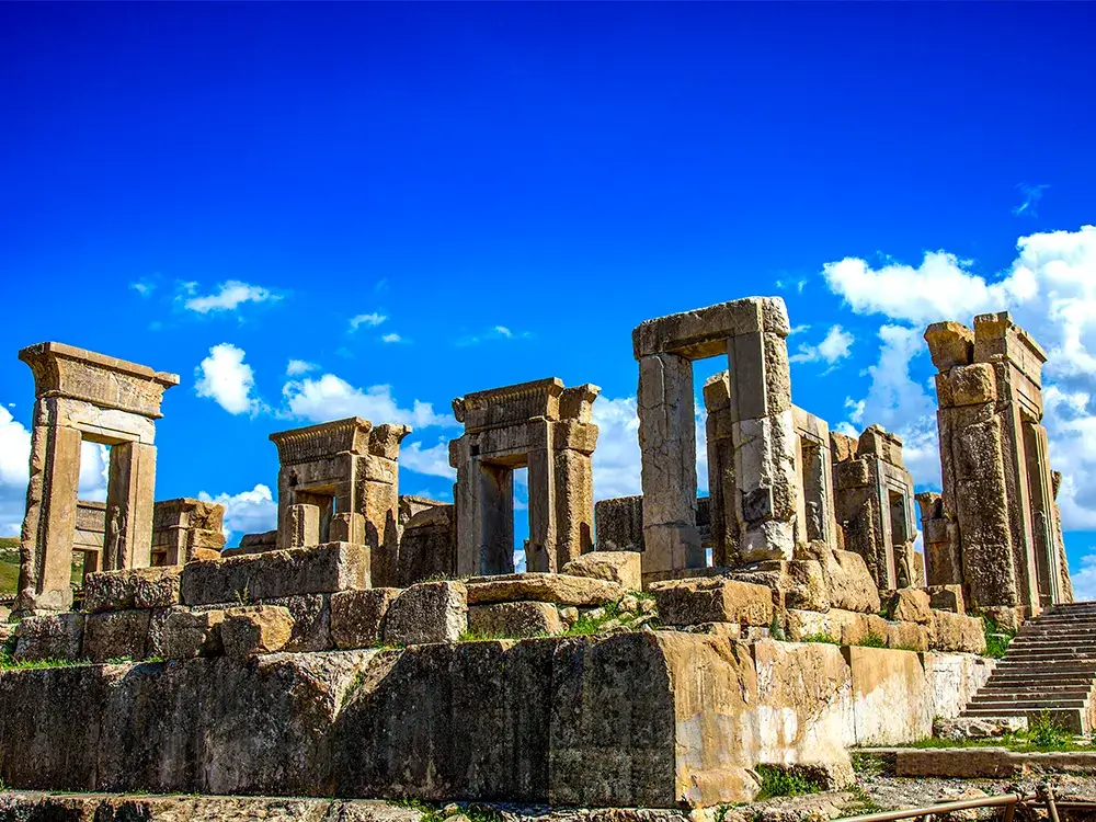 Don't Miss Out on Persepolis Iran: Essential Tips for Every Tourist